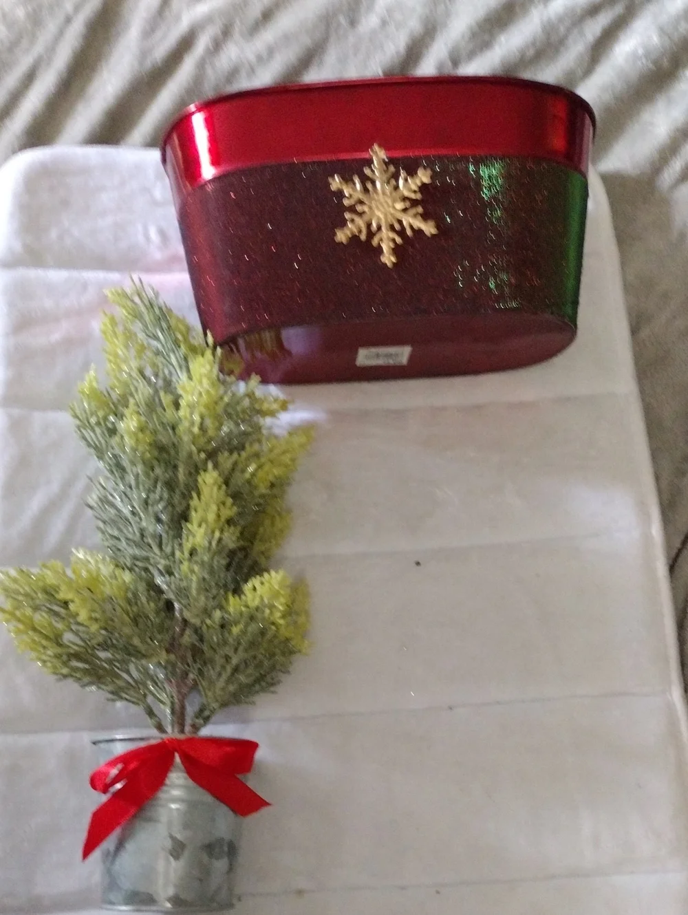 Holiday Red Glitter Snowflake Decorative Tin